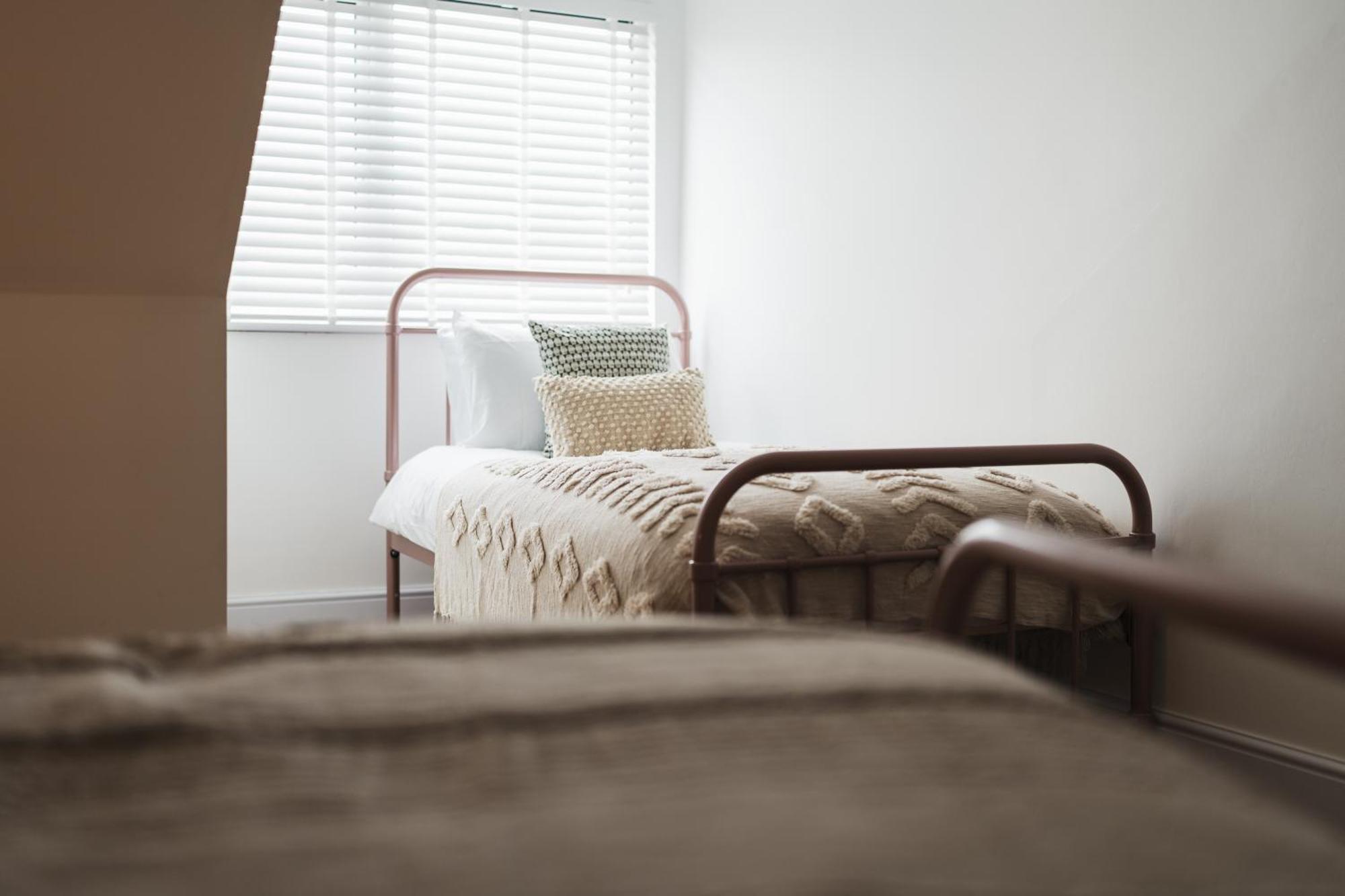 Feature Stone, Stunning Apartment, 2 X King Beds And Single, Sleeps 5 Castle Cary Eksteriør billede