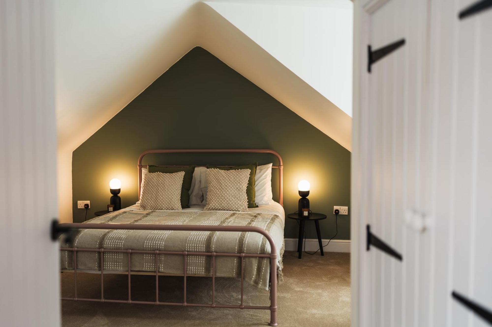 Feature Stone, Stunning Apartment, 2 X King Beds And Single, Sleeps 5 Castle Cary Eksteriør billede