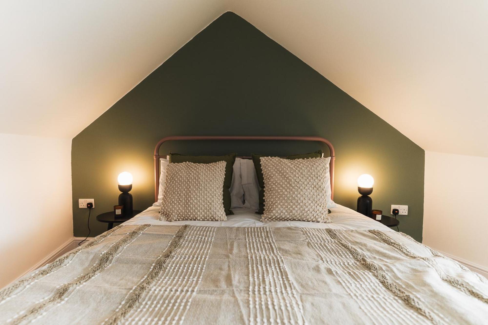Feature Stone, Stunning Apartment, 2 X King Beds And Single, Sleeps 5 Castle Cary Eksteriør billede